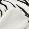 Fehér plüss tigris szőnyeg 144 cm